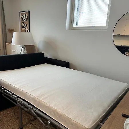Penthouse With Private Sauna, Large Balcony, Ac * 헬싱키