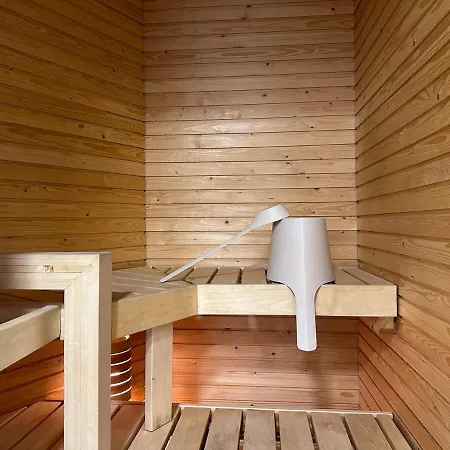 Penthouse With Private Sauna, Large Balcony, Ac